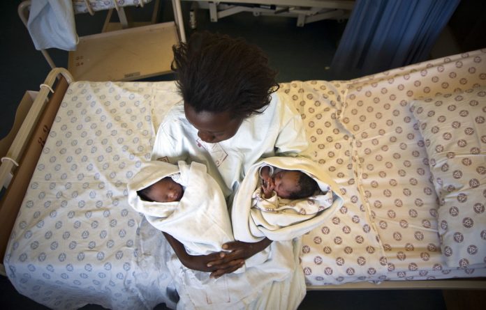 Fewer pregnant women in South Africa die during pregnancy and giving birth or soon thereafter compared with 2009 – but the country’s maternal mortality ratio needs to be cut in half by 2030 if it wants to meet United Nations goals.